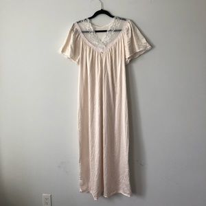 Vintage baby pink nightgown